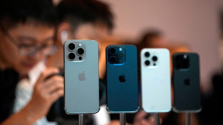 iPhone बिक्री में भारत का परचम: बने नए रिकॉर्ड, जानें खास बातें….