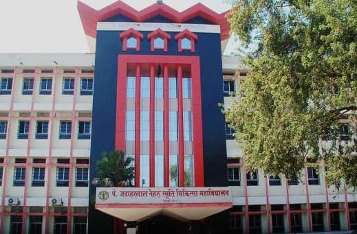 पं. जवाहर लाल नेहरू स्मृति चिकित्सा महाविद्यालय रायपुर में 18 चिकित्सा शिक्षकों की संविदा नियुक्ति