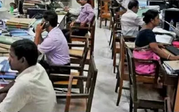 10 हजार सरकारी कर्मचारियों की छंटनी, कई विभागों में मचा हड़कंप....