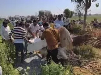 30 फीट गहरे कुएं में मिला बुजुर्ग का शव, 12 दिन से थे लापता, कुएं से आई दुर्गंध के बाद हुआ खुलासा...