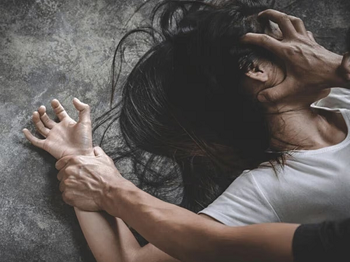 ब्रिटिश महिला से दुष्कर्म: सोशल मीडिया पर दोस्ती, गूगल ट्रांसलेट से बातचीत और फिर होटल में दरिंदगी, जाने पूरा मामला...