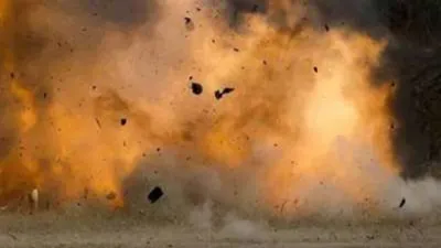 Bomb Blast: होली के दिन मस्जिद में बम धमाका, मौलाना समेत कई... जाने पूरा मामला...