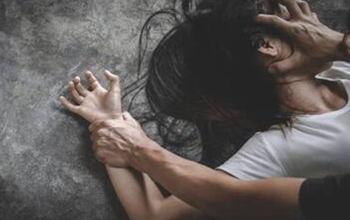 दरिंदगी की हदें पार: युवती से 7 दिन तक गैंगरेप, 23 लड़कों ने बारी-बारी करके नोचा जिस्म...