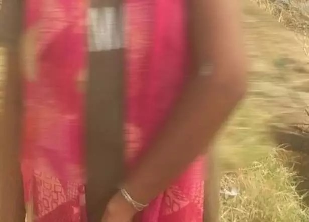 CG ब्रेकिंग: युवा नेता ने कुएं में पानी भरने गई किशोरी के साथ की अश्लील हरकत, FIR हुआ दर्ज....