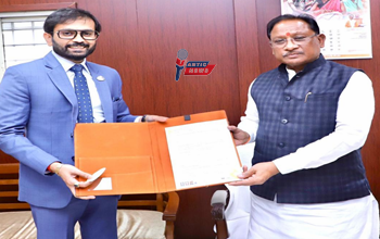CG Breaking: राजधानी में बनेगा देश का बड़ा AI डेटा सेंटर: ESDS करेगी 600 करोड़ का निवेश...