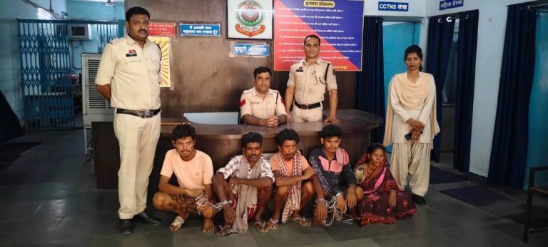 ब्लाइंड मर्डर केस: पुलिस ने किया सनसनीखेज खुलासा, नाबालिग समेत 6 आरोपी गिरफ्तार, पढ़े पूरा मामला...