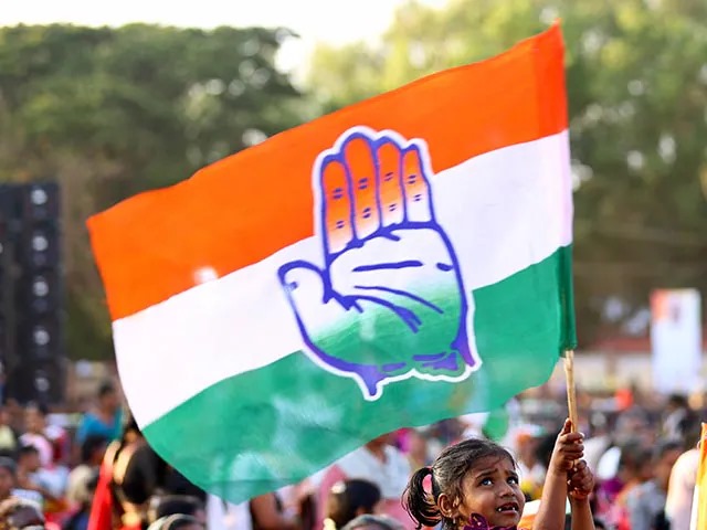 कांग्रेस की सख्त कार्रवाई: पूर्व एल्डरमैन समेत 4 नेताओं को पार्टी से निष्कासित!